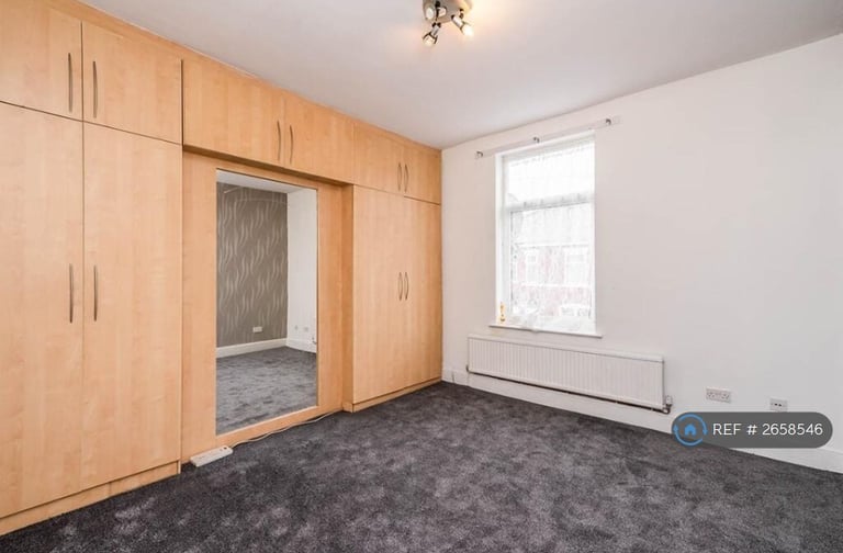 2 bedroom house in Pendlebury Road, Swinton, Manchester, M27 (2 bed) (#2658546)