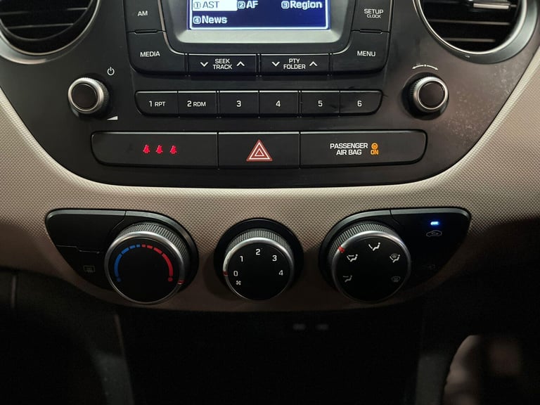  Hyundai i10 1.0 S Euro 5 5dr Petrol Manual