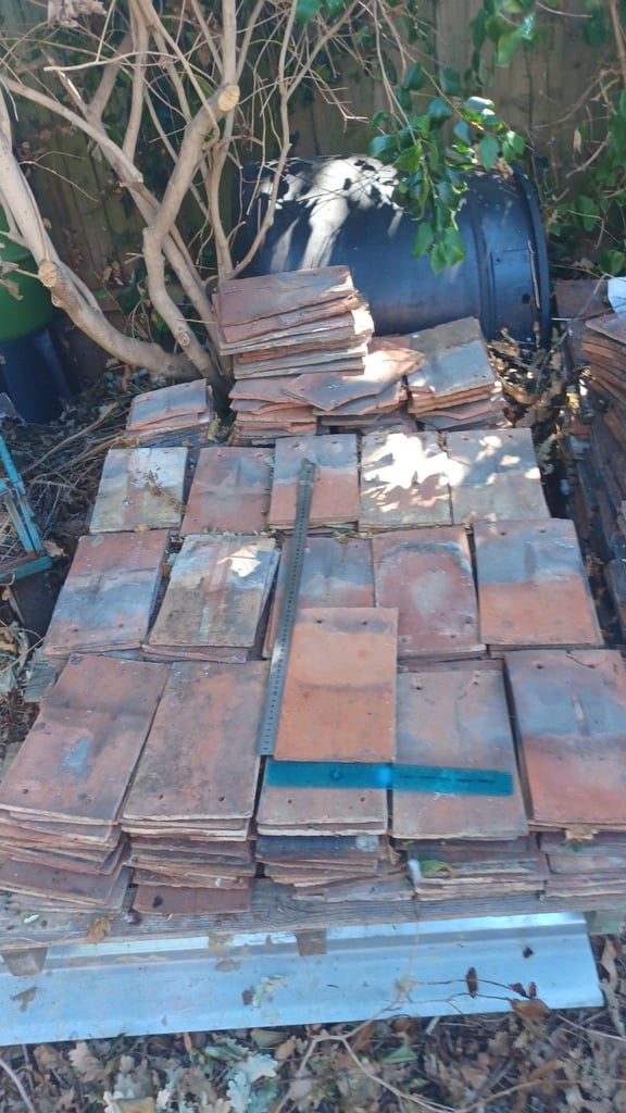 Reclaimed Clay wall/roof tiles