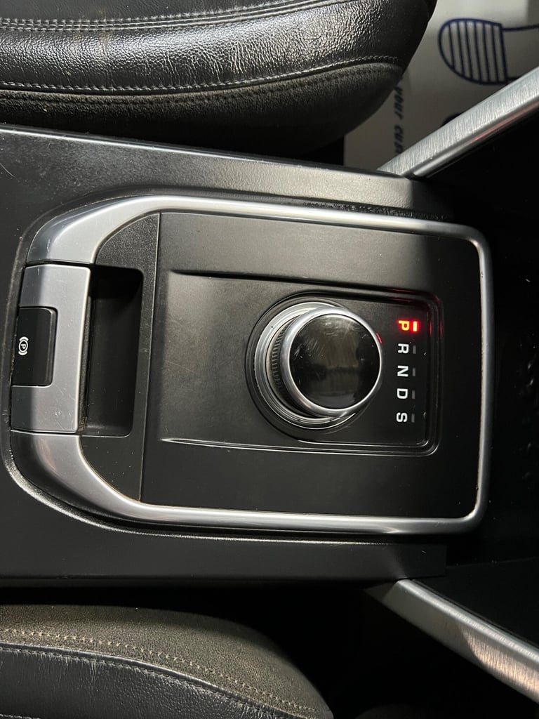 2017 Land Rover Discovery Sport 2.0 TD4 SE Tech SUV 5dr Diesel Auto 4WD Euro 6 (s/s) (180 ps) EST...