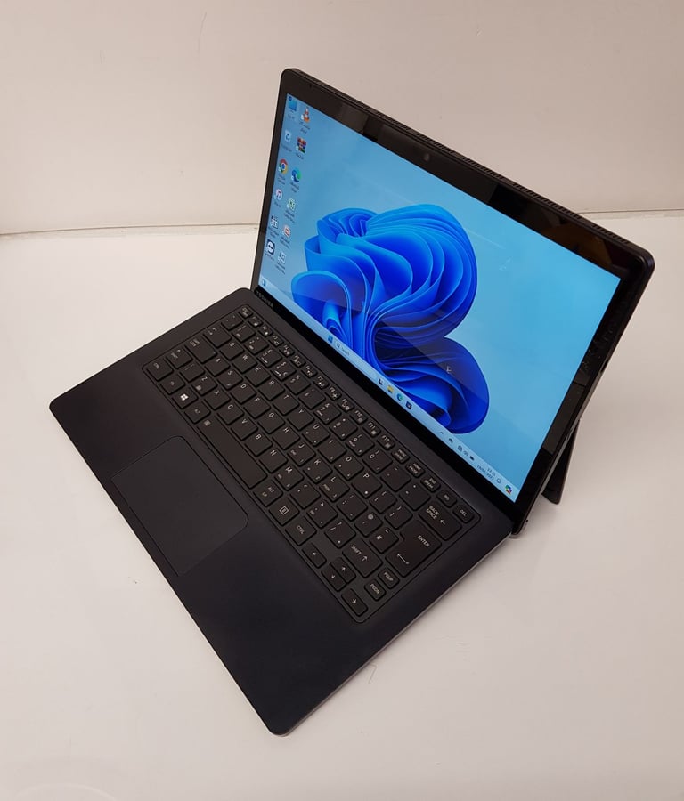 image for Toshiba Touch Screen Laptop, intel core i5, 8GB RAM, 256GB SSD, intel Ultra HD Graphics, Wind.11
