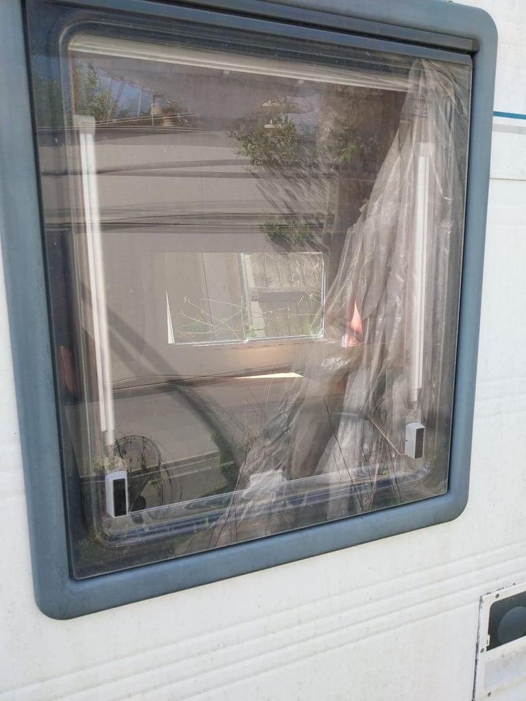 image for Seitz dometic caravan kitchen window 