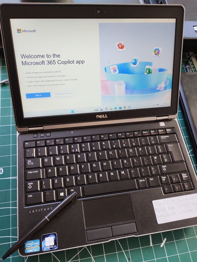Dell laptop. Windows 11. Full Microsoft Office, 16GB RAM, i5 CPU, 240GB SSD, HDMI, WebCam.
