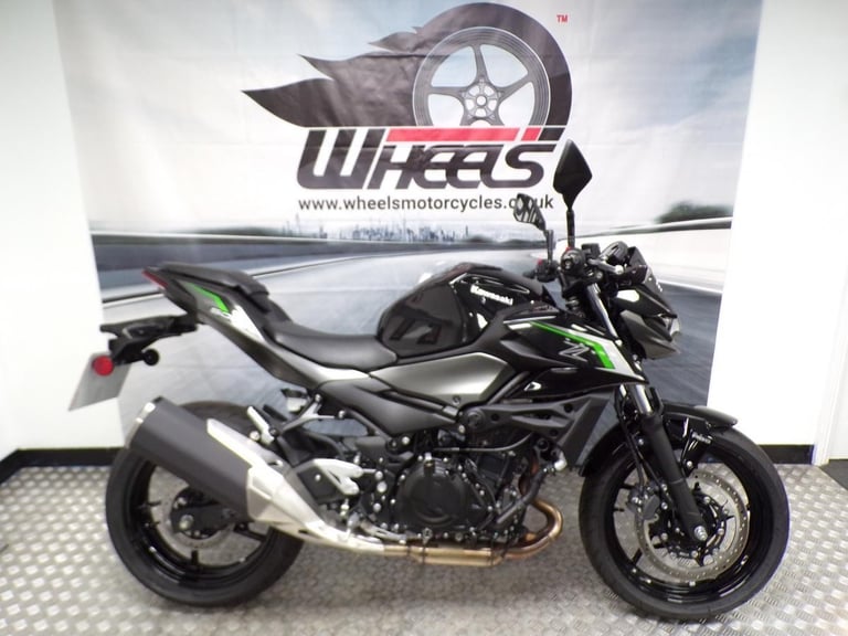 image for EX DEMO KAWASAKI Z500 WITH LOW MILEAGE