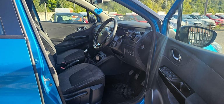 RENAULT CAPTUR 1.5 Dynamique MediaNav dCi 90 Stop &amp; Start 2014