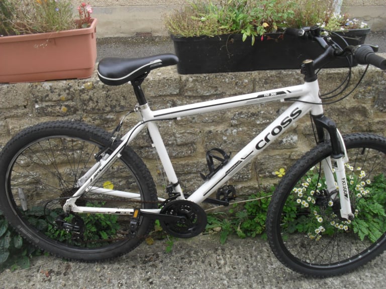 image for CROSS ADULT MOUNTAIN BIKE.