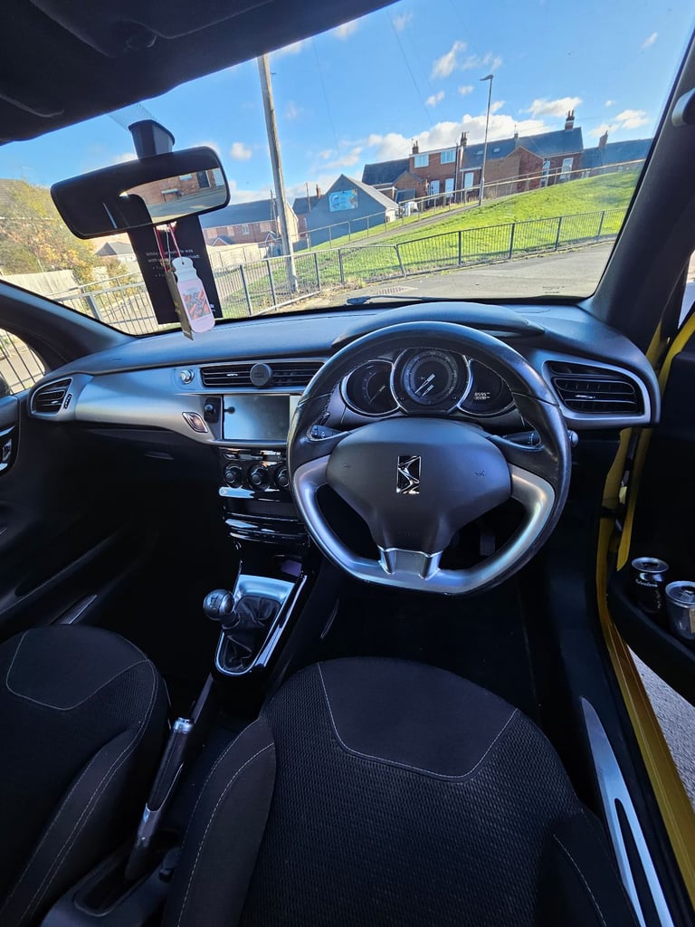 DS, DS 3, Hatchback, 2016, Manual, 1560 (cc), 3 doors