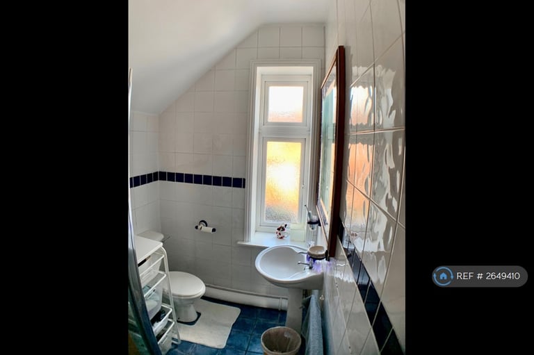1 bedroom flat in Chester Street, Caversham, Reading, RG4 (1 bed) (#2649410)