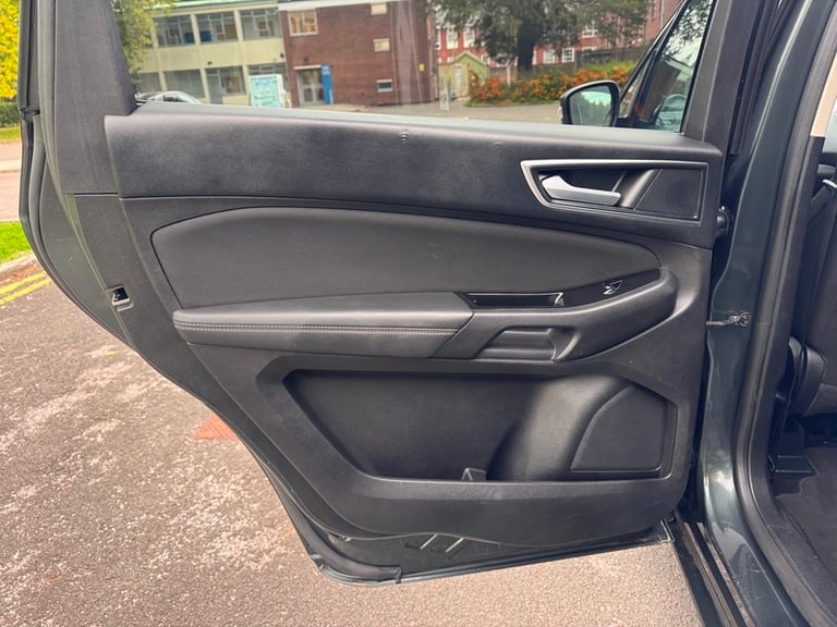 Ford S-Max TITANIUM TDCI