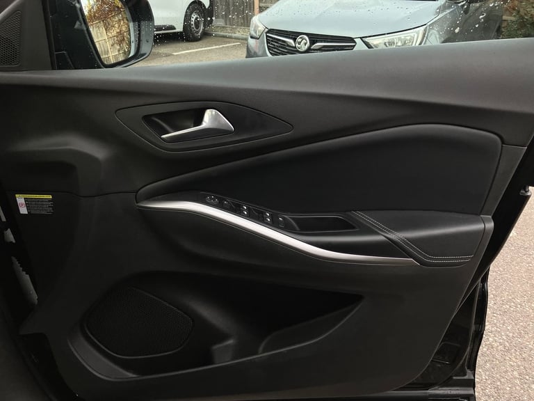 2023 Vauxhall Grandland 1.2 Turbo GS 5dr Auto Hatchback PETROL Automatic