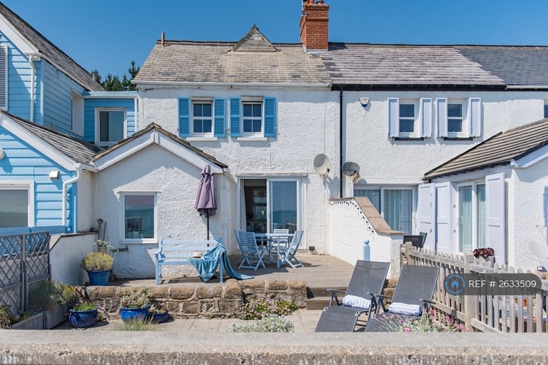 2 bedroom house in Sandgate High Street, Sandgate, Folkestone, CT20 (2 bed) (#2633509)