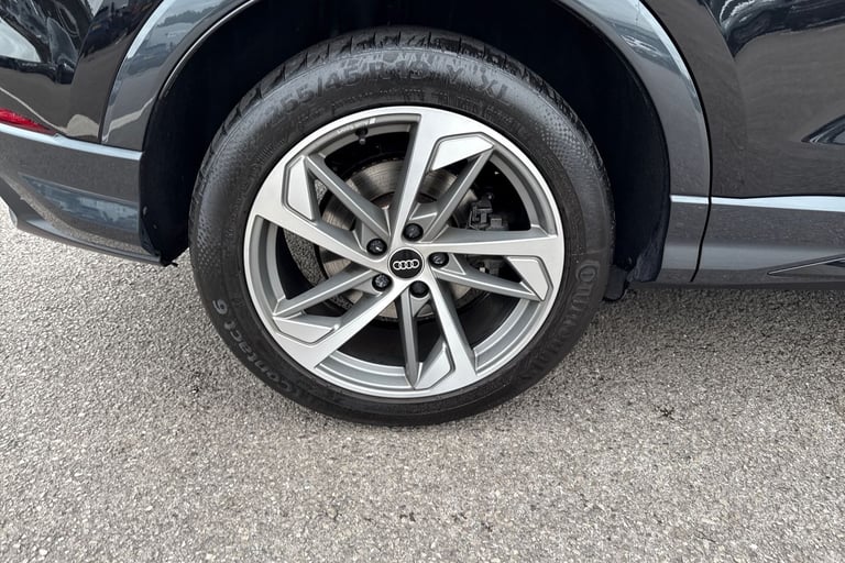 2022 Audi Q3 Black Edition 40 TFSI quattro 190 PS S tronic SUV PETROL Automatic