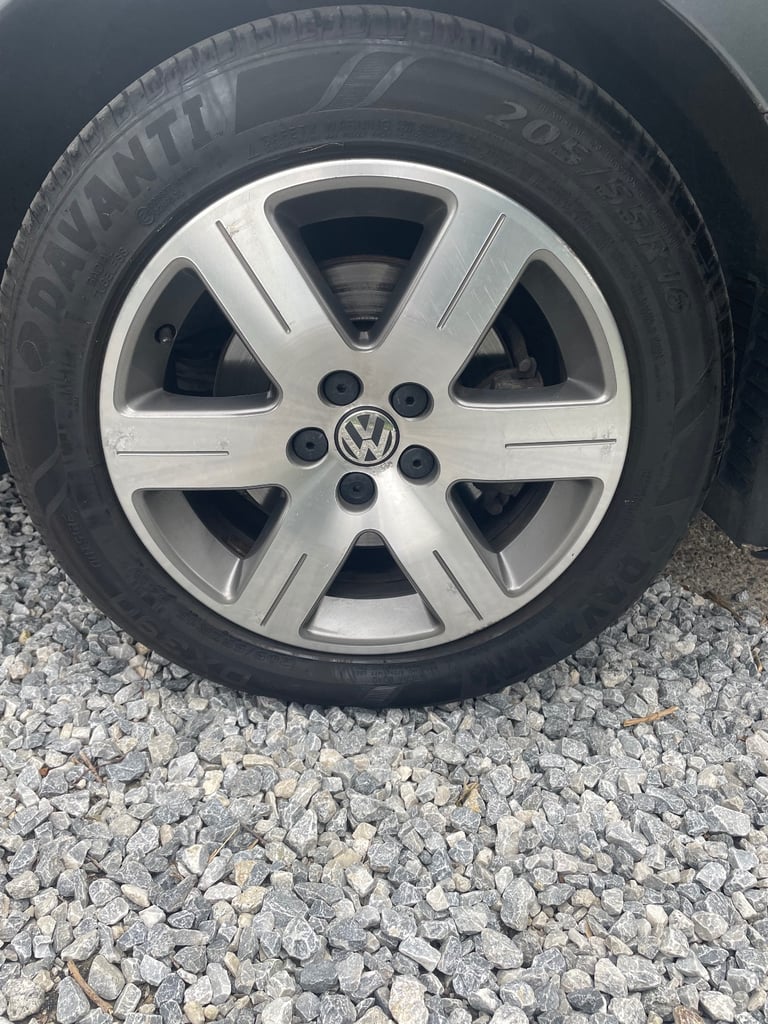 Volkswagen, BEETLE, Hatchback, 2011, Manual, 1595 (cc), 3 doors