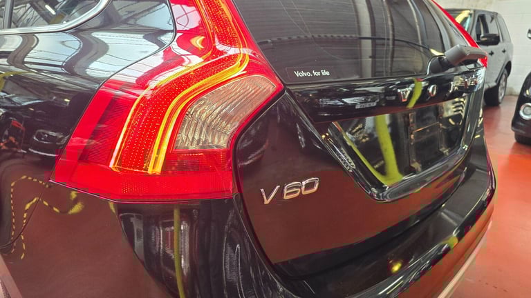  Volvo V60 3.0 T6 SE Lux Geartronic AWD Euro 5  Petrol Automatic
