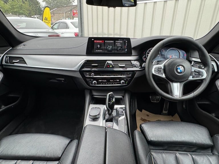 2017 BMW 5 Series 3.0 530d M Sport Saloon 4dr Diesel Auto Euro 6 (s/s) (265 ps) Saloon Diesel Aut...