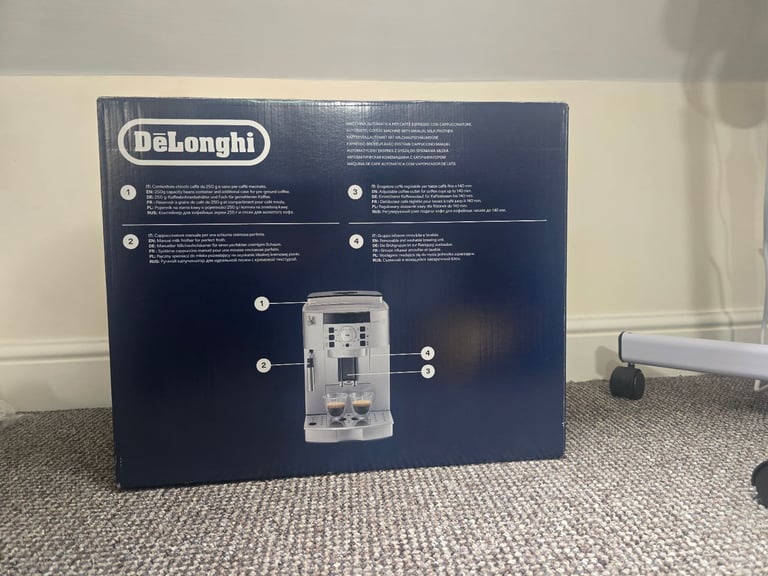 De'Longhi Magnifica S Coffee Machine New Still In Box