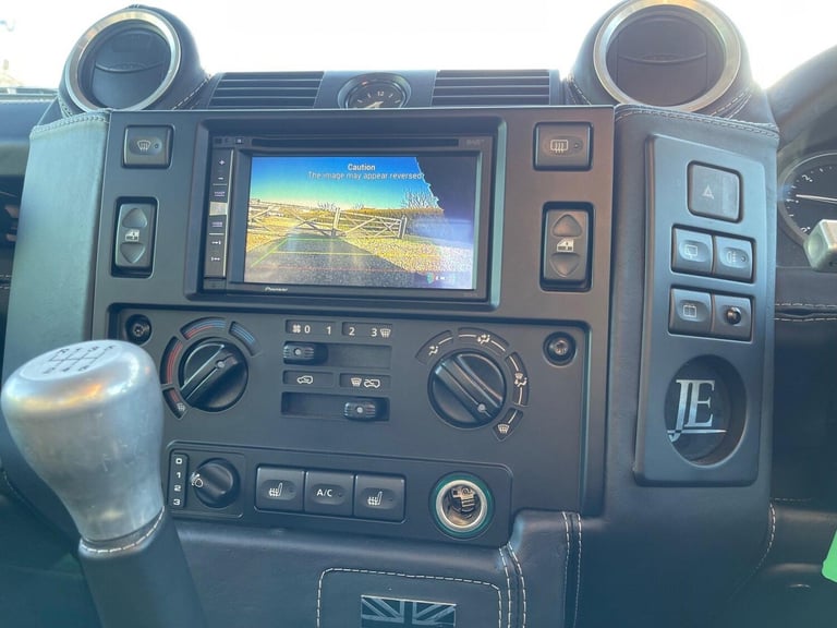 2009 Land Rover Defender XS Station Wagon TDCi ESTATE DIESEL Manual