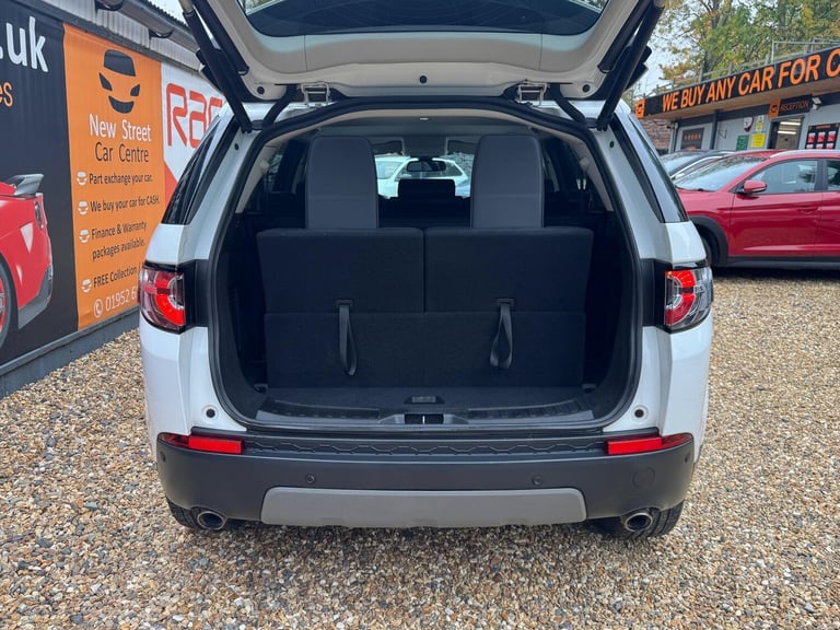 2017 Land Rover Discovery Sport 2.0 TD4 SE Tech 4WD Euro 6 (s/s) 5dr ESTATE Diesel Manual