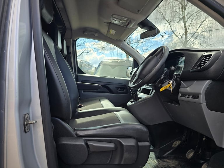 2020 Peugeot Expert 1400 2.0 BlueHDi 120 Professional LWB Van PANEL VAN Diesel Manual