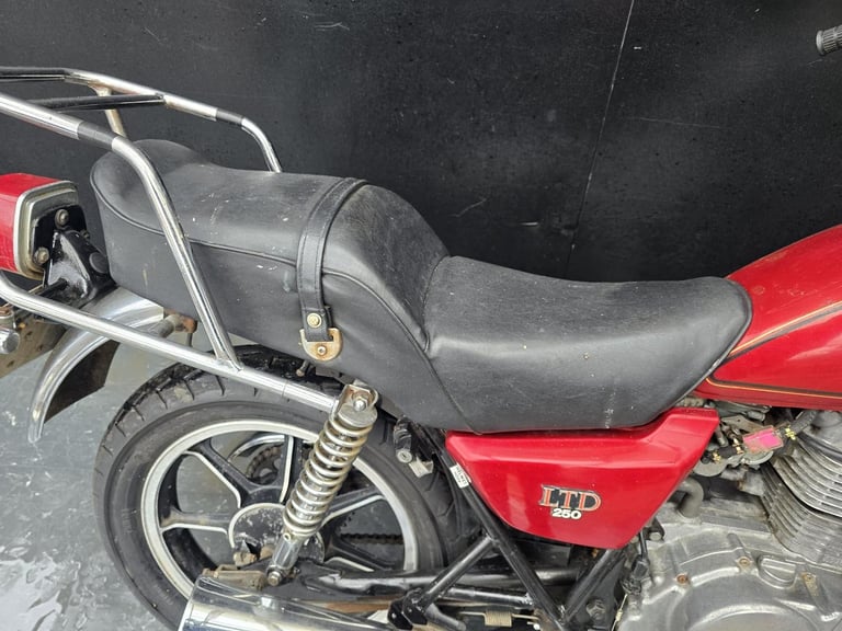 KAWASAKI 250 LTD PROJECT BIKE HPI CLEAR