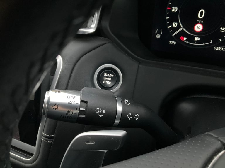 2022 Land Rover Range Rover Velar 2.0 P400e 17.1kWh R-Dynamic HSE SUV 5dr Petrol Plug-in Hybrid A...