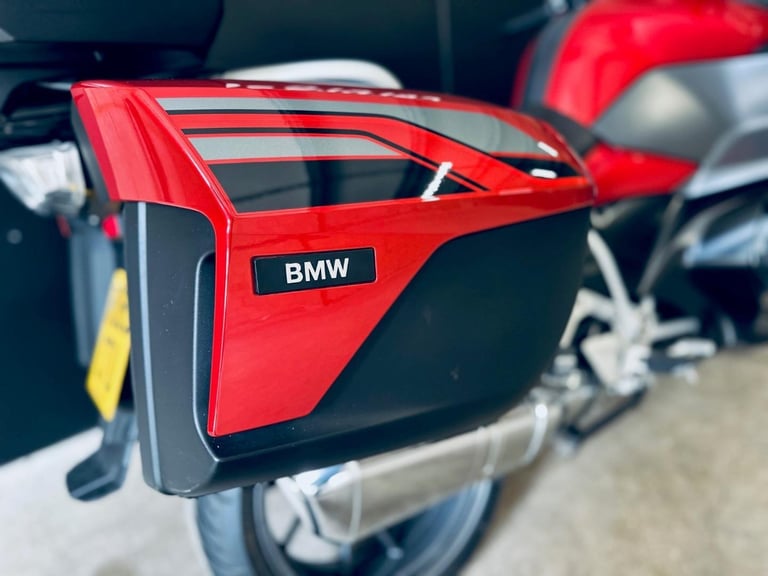 STUNNING LOW MILEAGE 2019/69 BMW R 1250RT LE MOTORCYCLE 