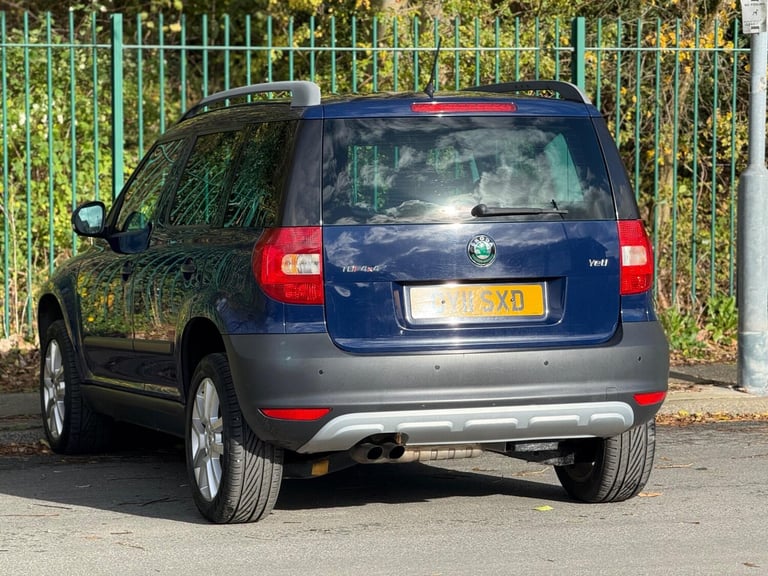 2011 Skoda Yeti 2.0 TDI Elegance DSG 4WD Euro 5 5dr HATCHBACK Diesel Automatic