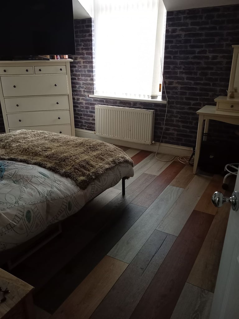 Modern first time buyer terraced 3 bed cottage in lovely town Houghton-le-Spring 