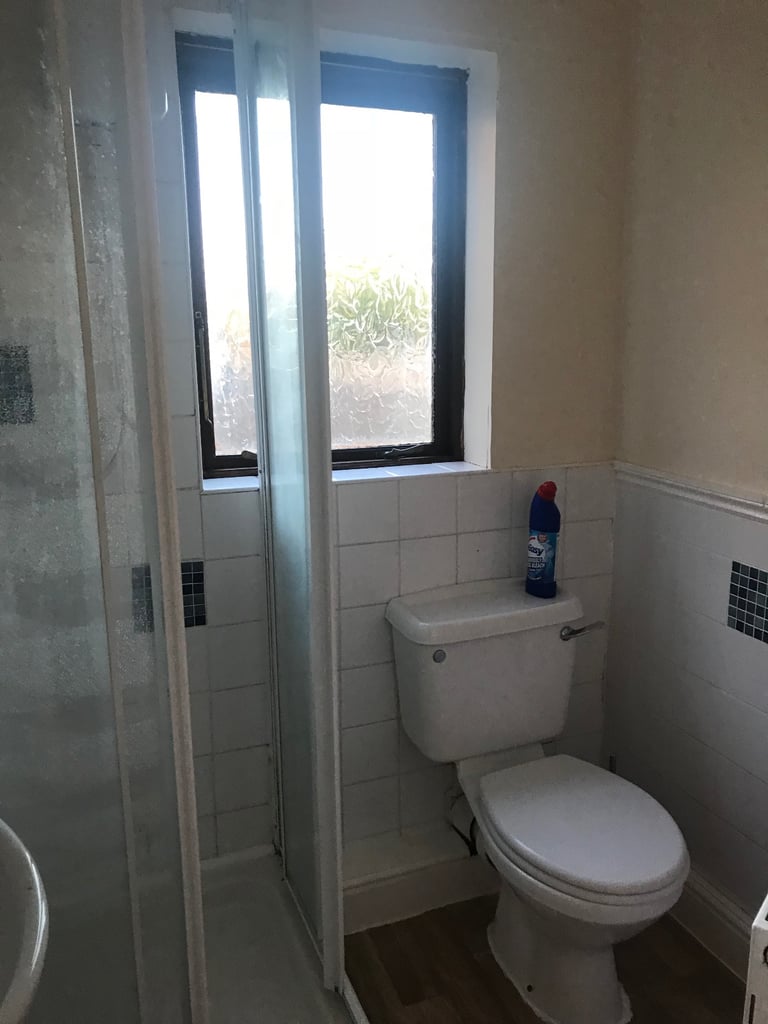 Room to Let in Kingsthorpe Northampton 