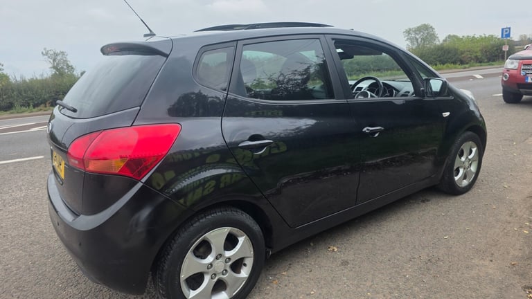 2011 Kia Venga 1.6 3 5dr Auto HATCHBACK Petrol Automatic