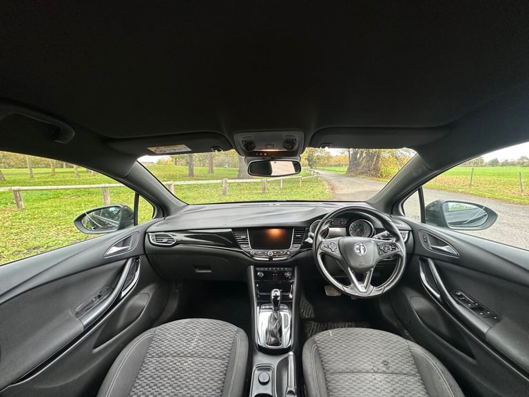 2017 Vauxhall Astra 1.4T 16V 150 SRi Nav 5dr Auto HATCHBACK Petrol Automatic