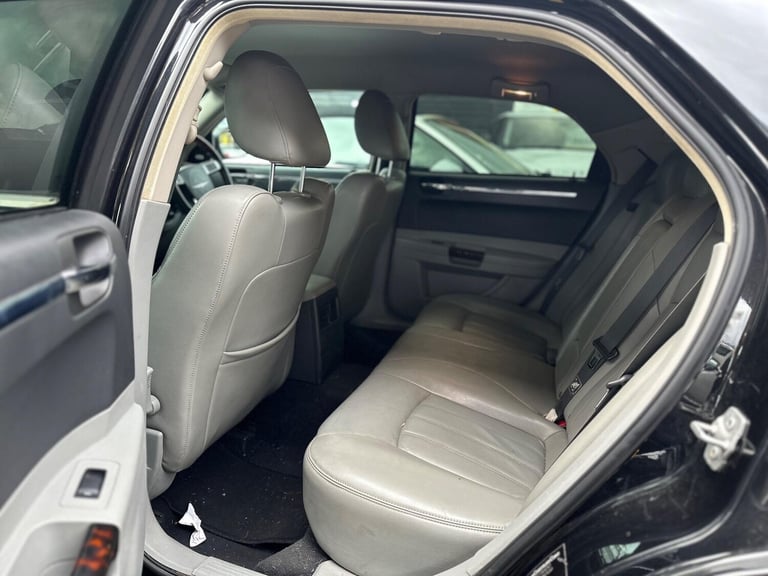 2007 Chrysler 300C 3.0 CRD V6 4dr SALOON Diesel Automatic