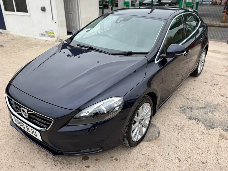 2016 Volvo V40 2.0 D3 SE Lux Nav Euro 6 (s/s) 5dr HATCHBACK Diesel Manual
