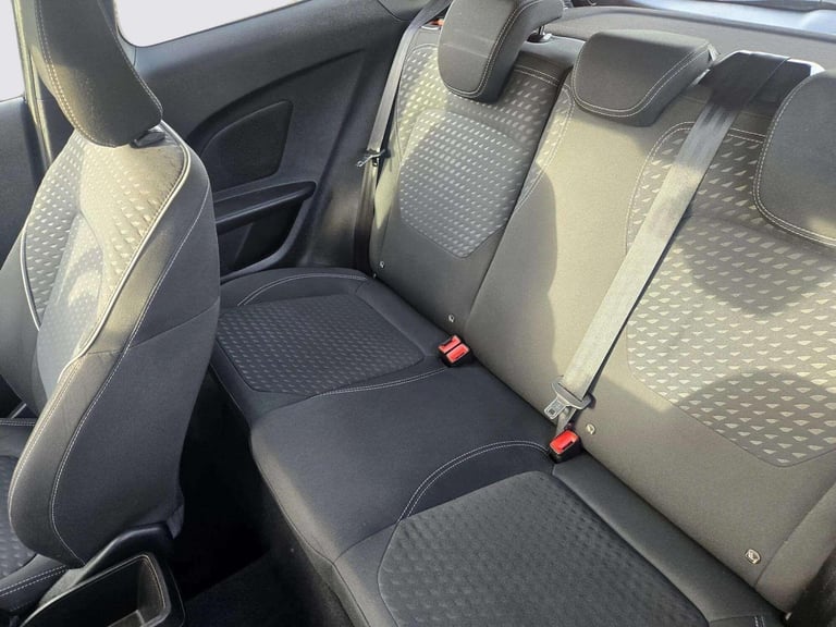 2017 Ford Fiesta 1.1 Ti-VCT Zetec Euro 6 (s/s) 3dr HATCHBACK Petrol Manual