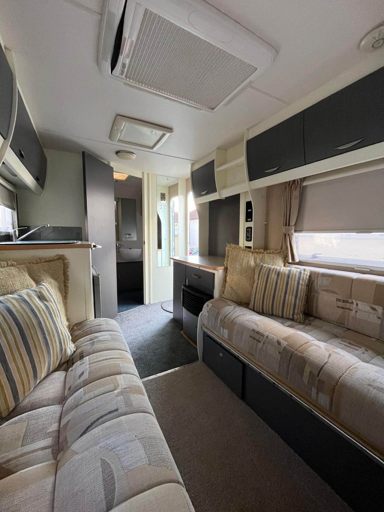 2 berth elldis breeze 452 2010 model. 