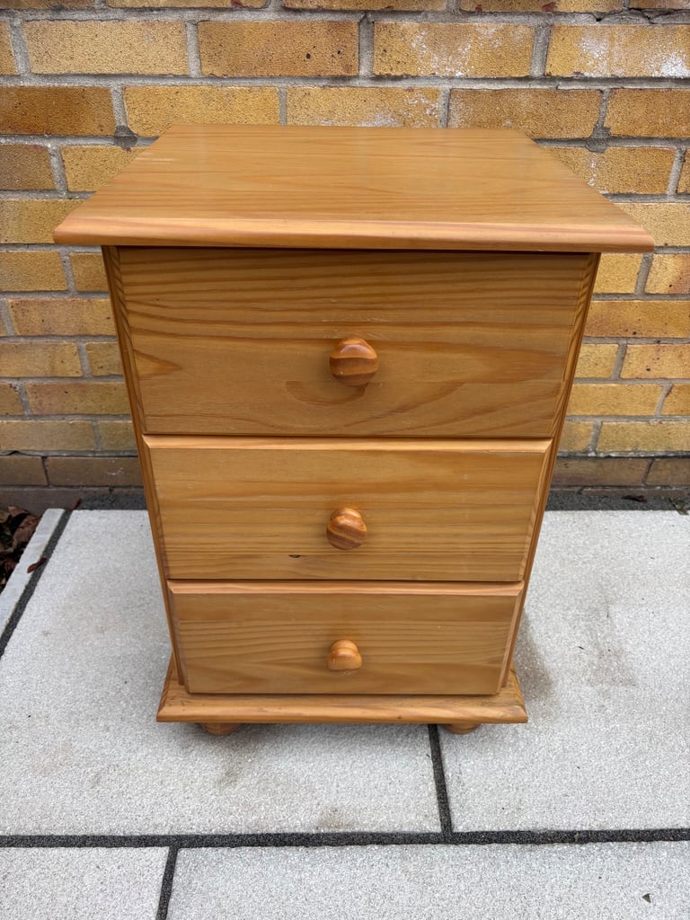 Pine bedside table 