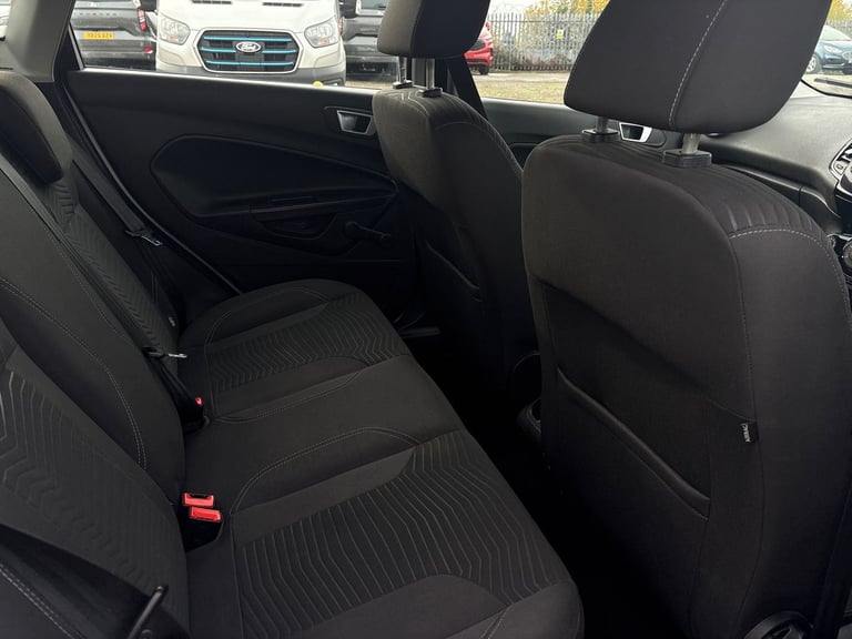 2013 Ford Fiesta 1.25 82 Zetec 5dr Hatchback PETROL Manual