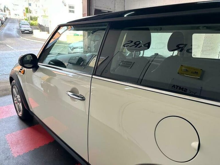 MINI Hatch 1.6 Cooper Hatchback 3dr Petrol Manual Euro 5 (s/s) (122 ps)