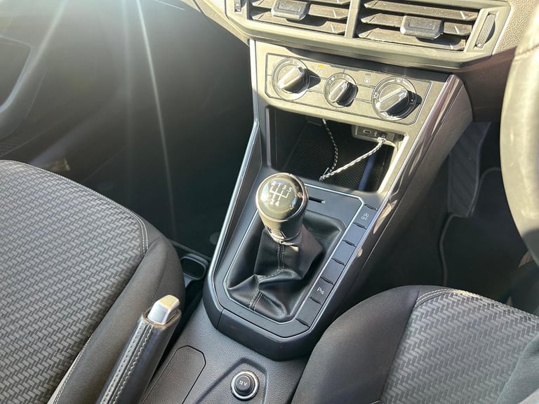 Volkswagen, POLO, Hatchback, 2021, Manual, 999 (cc), 5 doors