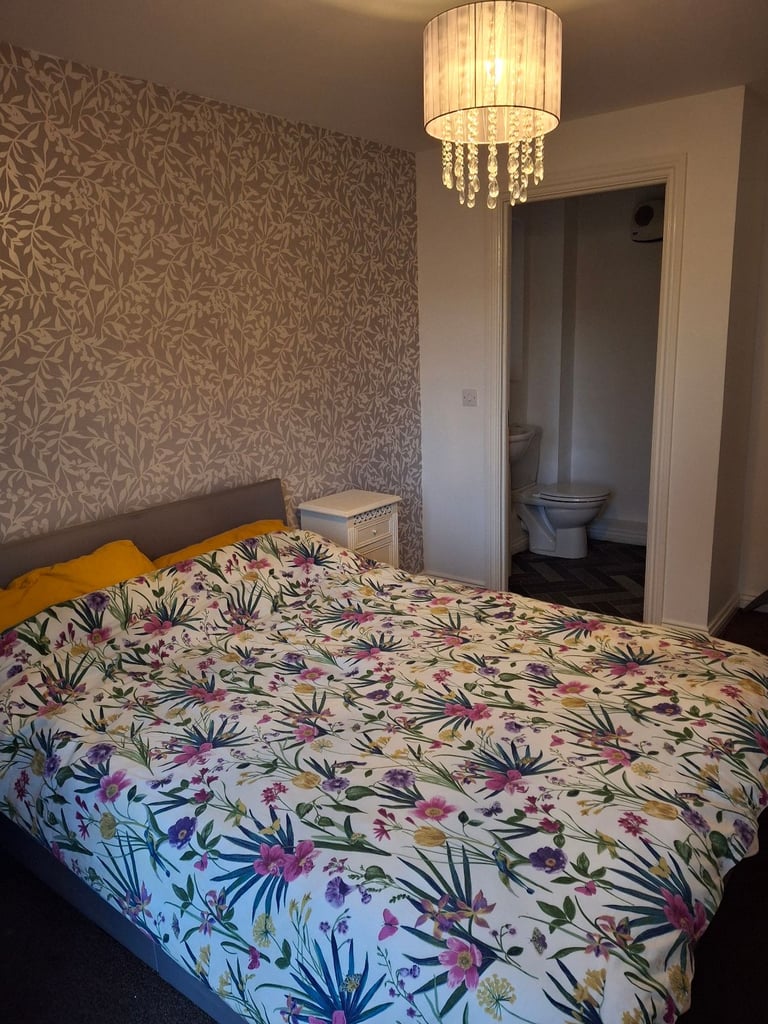Furnished 2 bed 2 bath ground floor in Cramlington