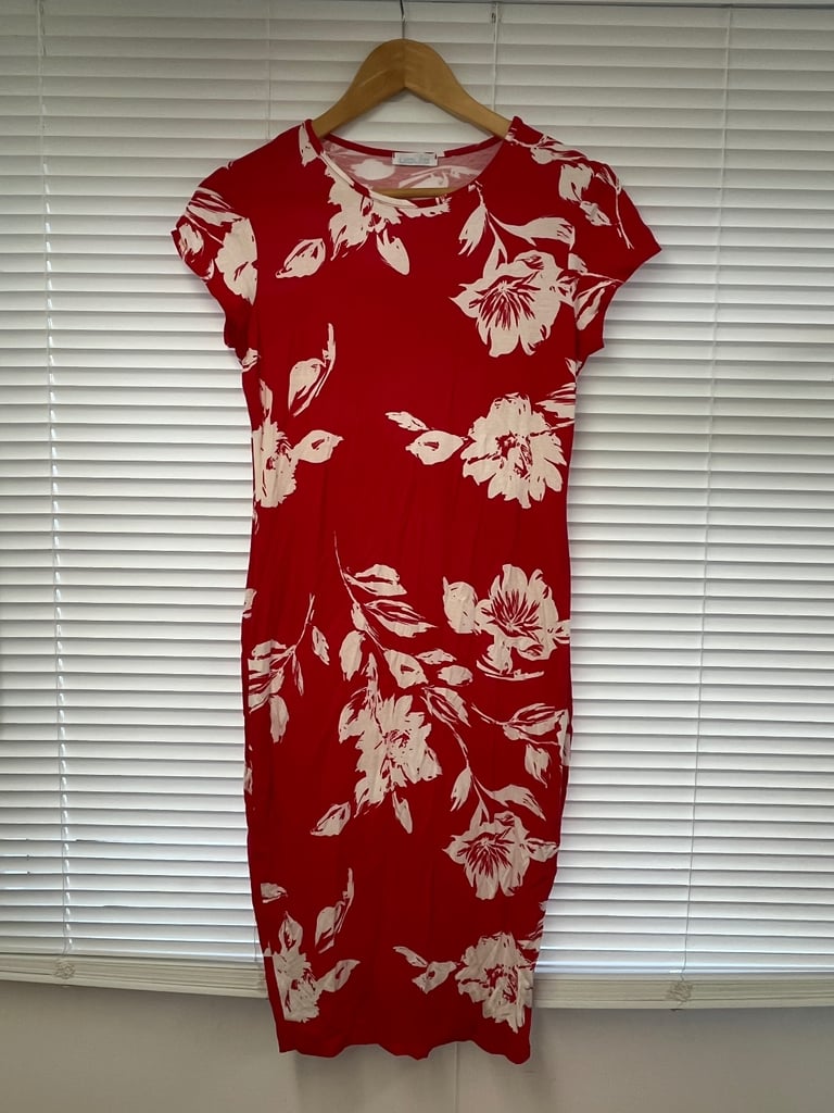 image for Women's Red & White Floral Liquid Satin Dress Small