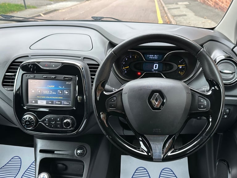 2014 Renault Captur 1.5 dCi 90 Dynamique MediaNav Energy 5dr - JUST SERVICED - FULL MOT HATCHBACK...