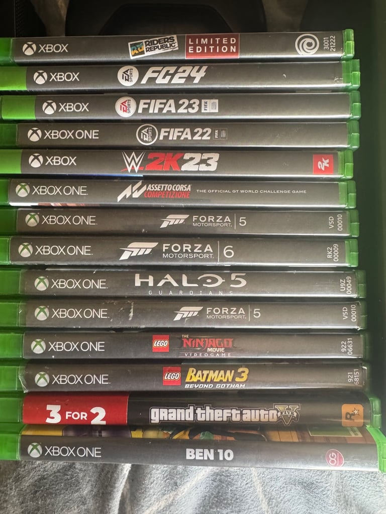 Xbox one x boxed bundle