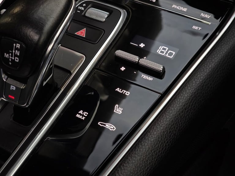 2018 Porsche Panamera 3.0 V6 4 5dr PDK HATCHBACK PETROL Automatic