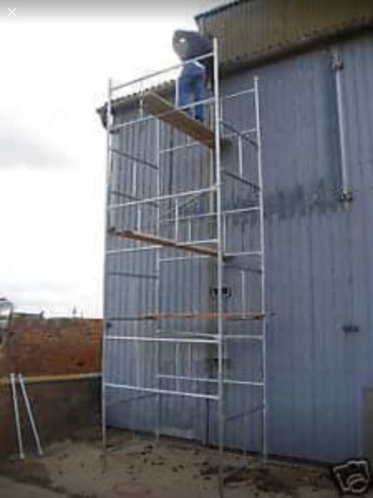 🇬🇧 SCAFFOLD TOWER NEW 🇬🇧 SAVE ££££s & BUY IT! - DIY/MAINTENANCE/GARDEN - 🇬🇧 BRITISH STEEL 🇬🇧