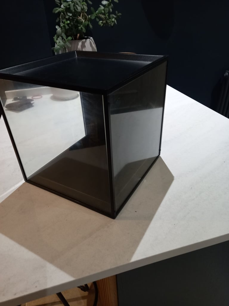 Ikea SAMMANHANG display box