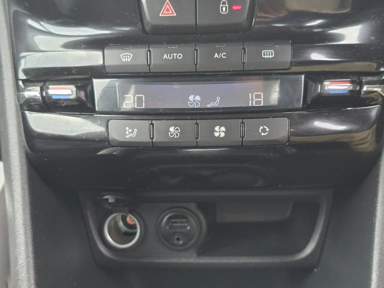 2014 Peugeot 2008 1.6 e-HDi Allure SUV 5dr Diesel EGC Euro 5 (s/s) (92 ps) HATCHBACK Diesel Autom...