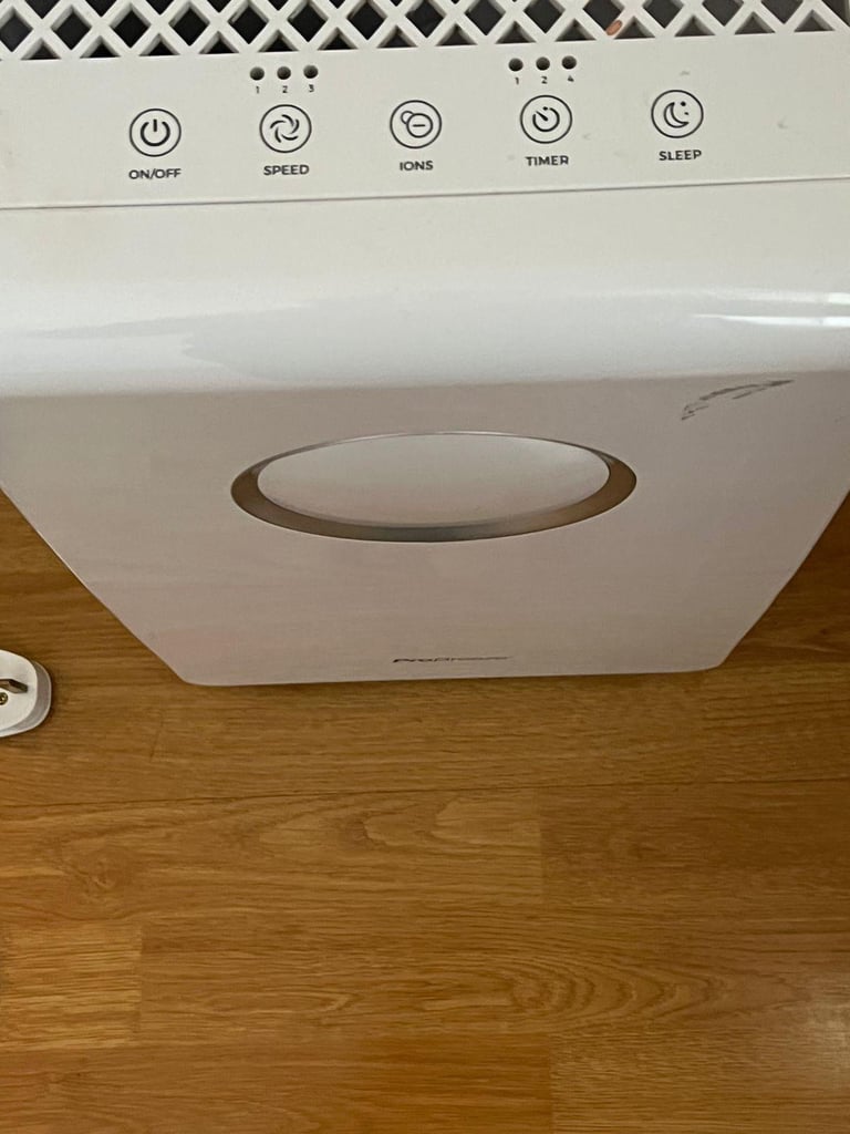 Air purifier  Excellent working order a