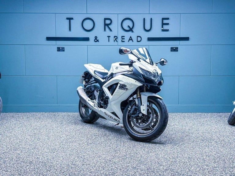 2009 09 SUZUKI GSX-R600 TRIBAL LTD EDITION 599CC - LOW MILES - JUST 2 OWNERS