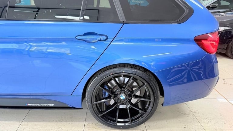 2019 BMW 3 Series 2.0 318d M Sport Shadow Edition Touring Auto Euro 6 (s/s) 5dr Estate Diesel Aut...